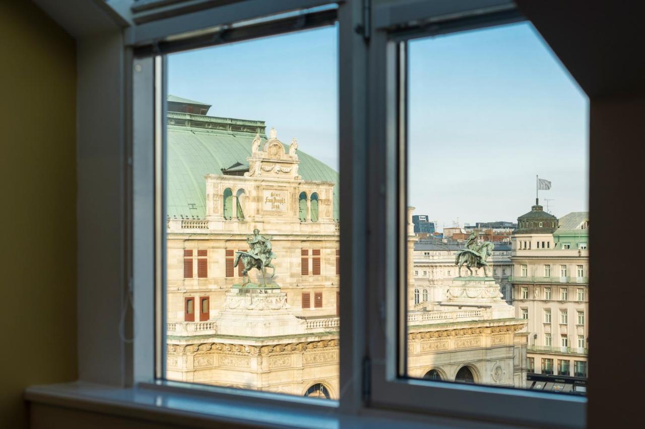 Penthouse Staatsoper Apartment Wina Bagian luar foto