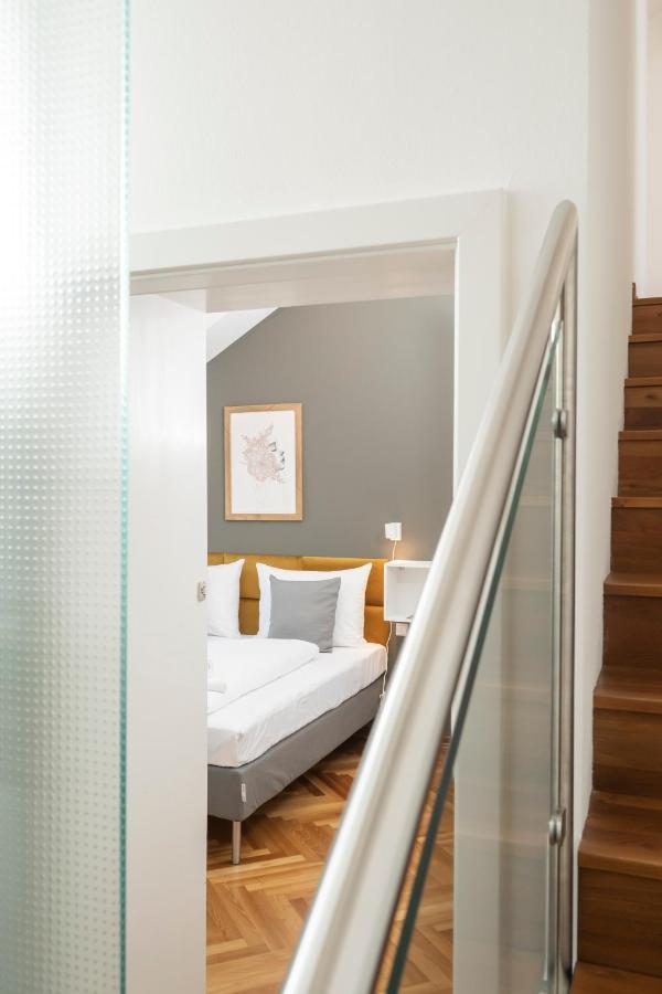 Penthouse Staatsoper Apartment Wina Bagian luar foto